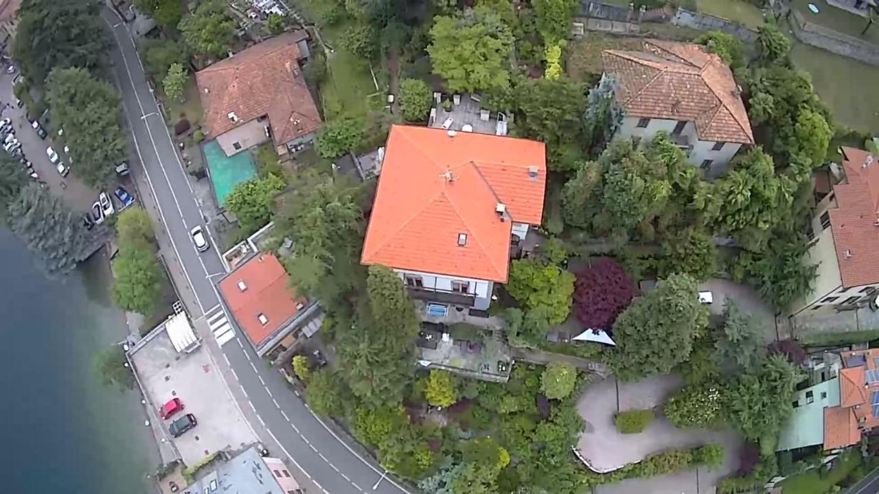 Suitecastlelakeview 3 Bellano Exterior photo